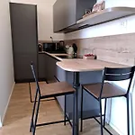 Lägenhet Adele In Darsena Milano