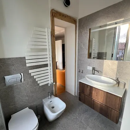 Adele In Darsena Apartamento Milão