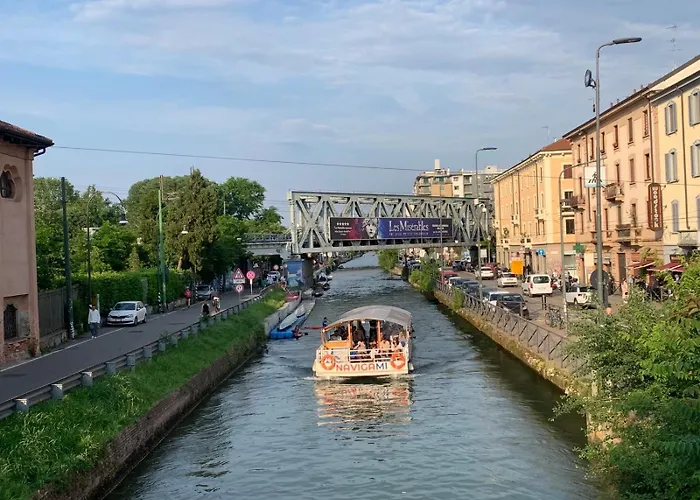 Adele In Darsena Milán