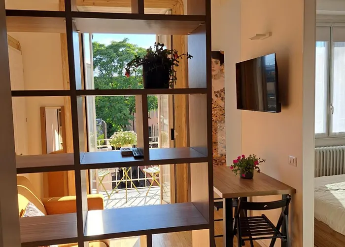 Adele In Darsena Lägenhet Milano