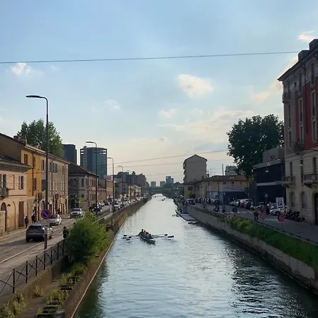Adele In Darsena Апартаменты Милан